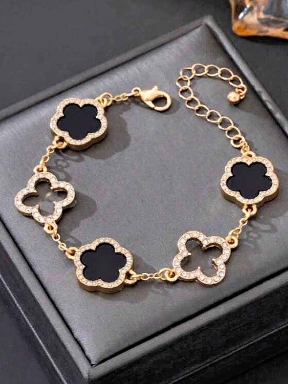 Clover Charm Bracelet in Gold & Black